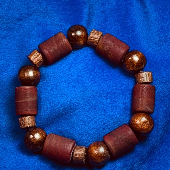 Handmade bracelets - Picture 5 of 5